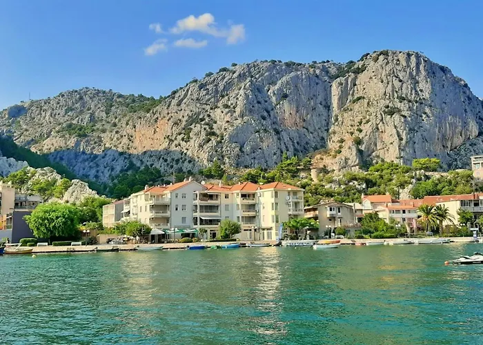 Town Center With Balcony Omiš